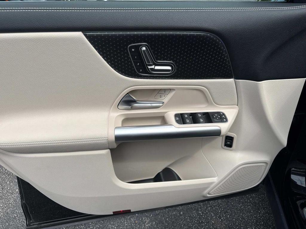 used 2025 Mercedes-Benz GLA 250 car, priced at $41,397