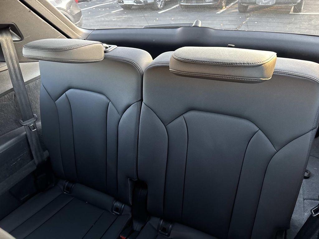 used 2022 Audi Q7 car