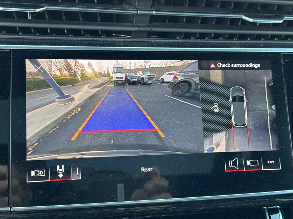 used 2022 Audi Q7 car