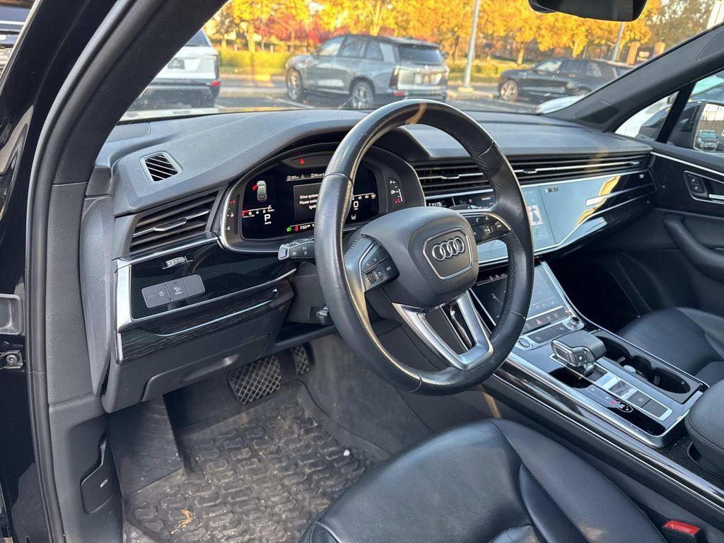 used 2022 Audi Q7 car