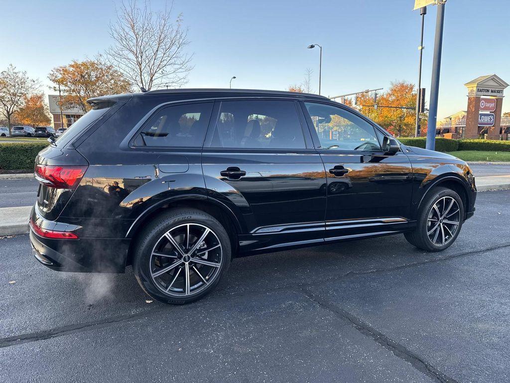 used 2022 Audi Q7 car