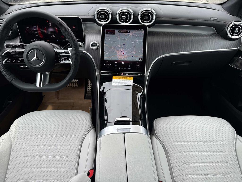 new 2025 Mercedes-Benz GLC 300 car