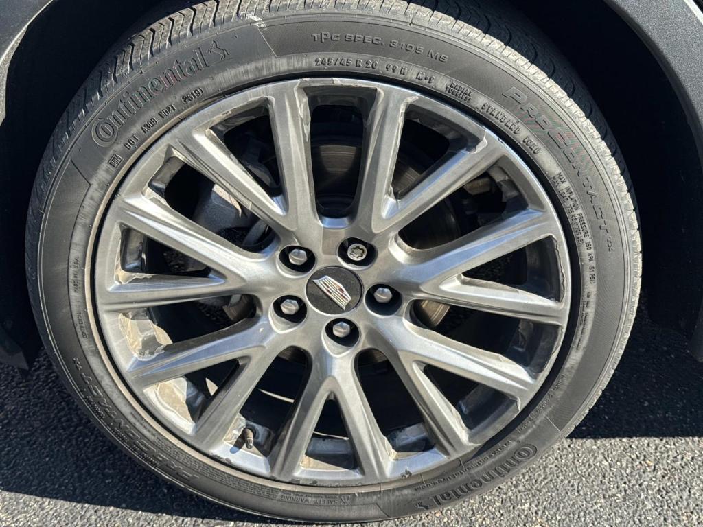 used 2019 Cadillac XT4 car, priced at $23,154