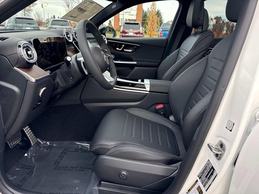 new 2026 Mercedes-Benz GLC 300 car, priced at $62,390