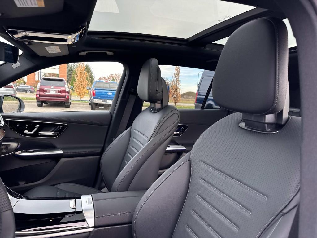 new 2026 Mercedes-Benz GLC 300 car, priced at $62,390