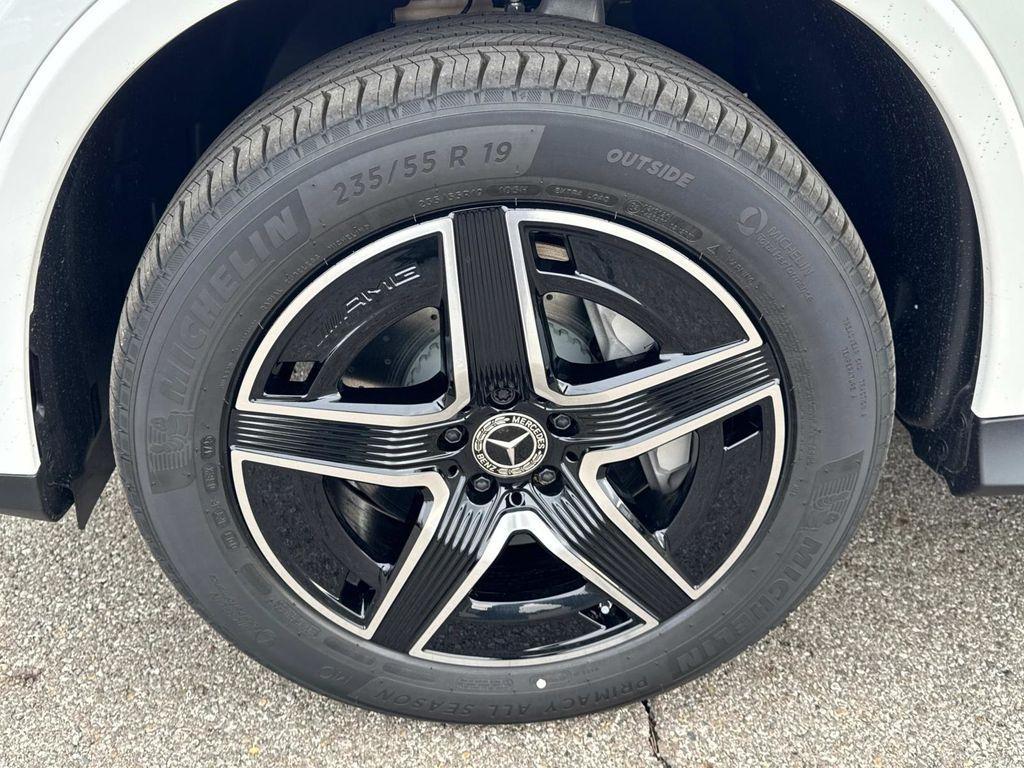 new 2026 Mercedes-Benz GLC 300 car, priced at $62,390