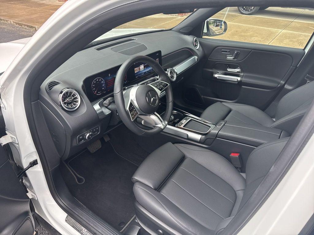 used 2025 Mercedes-Benz GLB 250 car, priced at $46,466