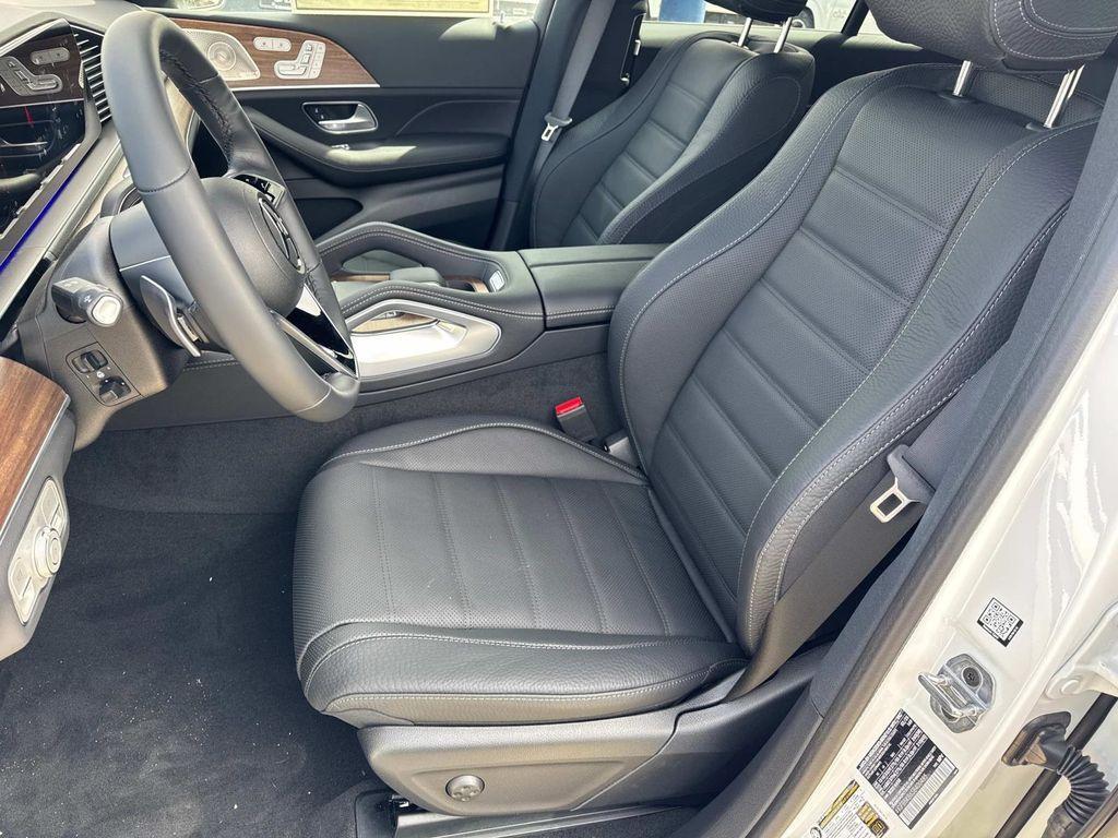 new 2025 Mercedes-Benz GLE 450 car, priced at $84,910