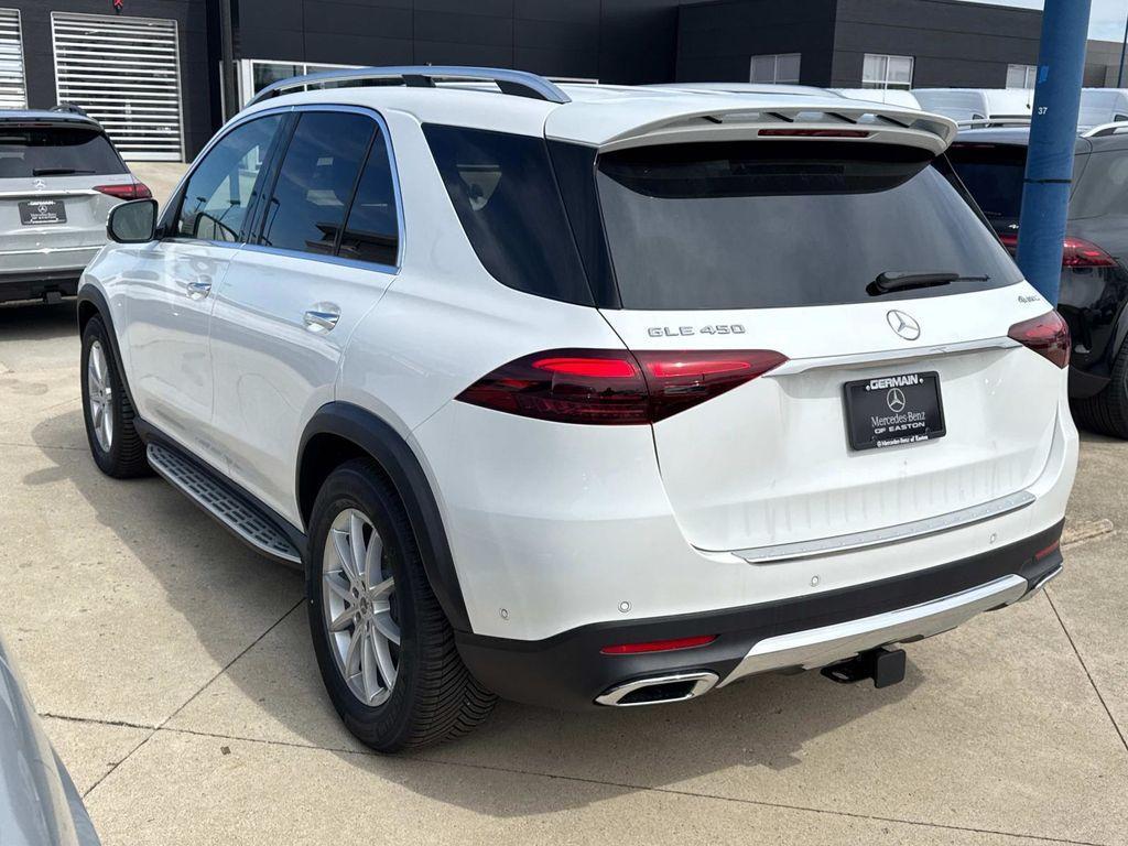 new 2025 Mercedes-Benz GLE 450 car, priced at $84,910