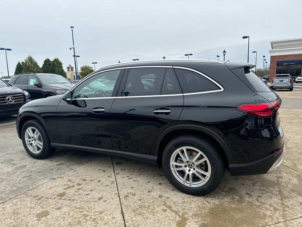 new 2025 Mercedes-Benz GLC 300 car, priced at $54,700