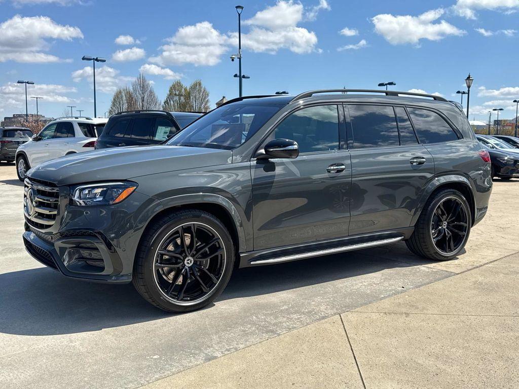 new 2025 Mercedes-Benz GLS 580 car, priced at $147,200
