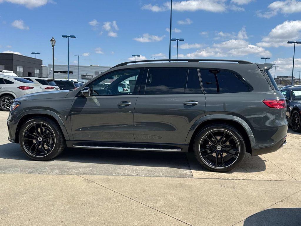 new 2025 Mercedes-Benz GLS 580 car, priced at $147,200