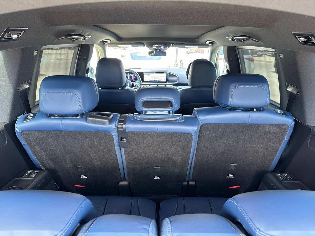 new 2025 Mercedes-Benz GLS 580 car, priced at $147,200
