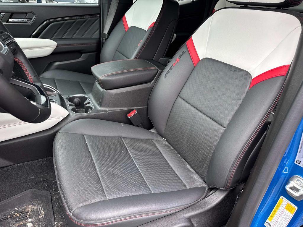 used 2024 GMC Canyon car, priced at $48,391