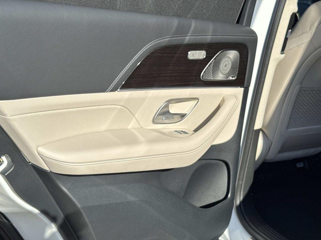 new 2026 Mercedes-Benz GLE 350 car, priced at $88,245
