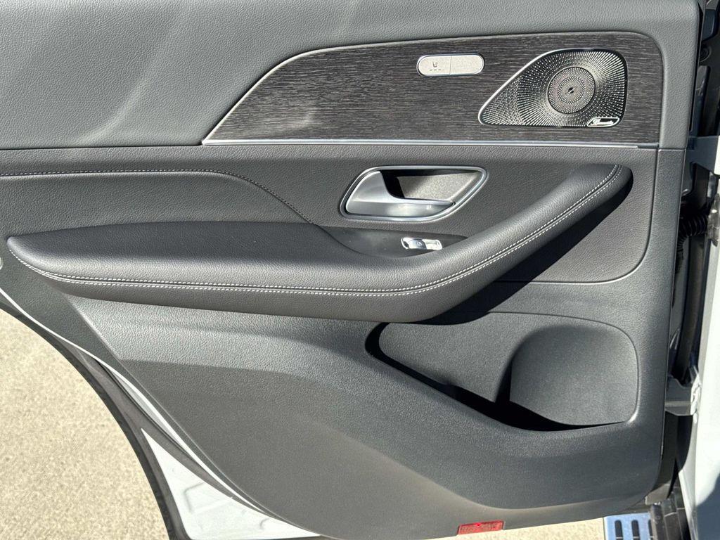 new 2026 Mercedes-Benz GLE 350 car, priced at $82,050
