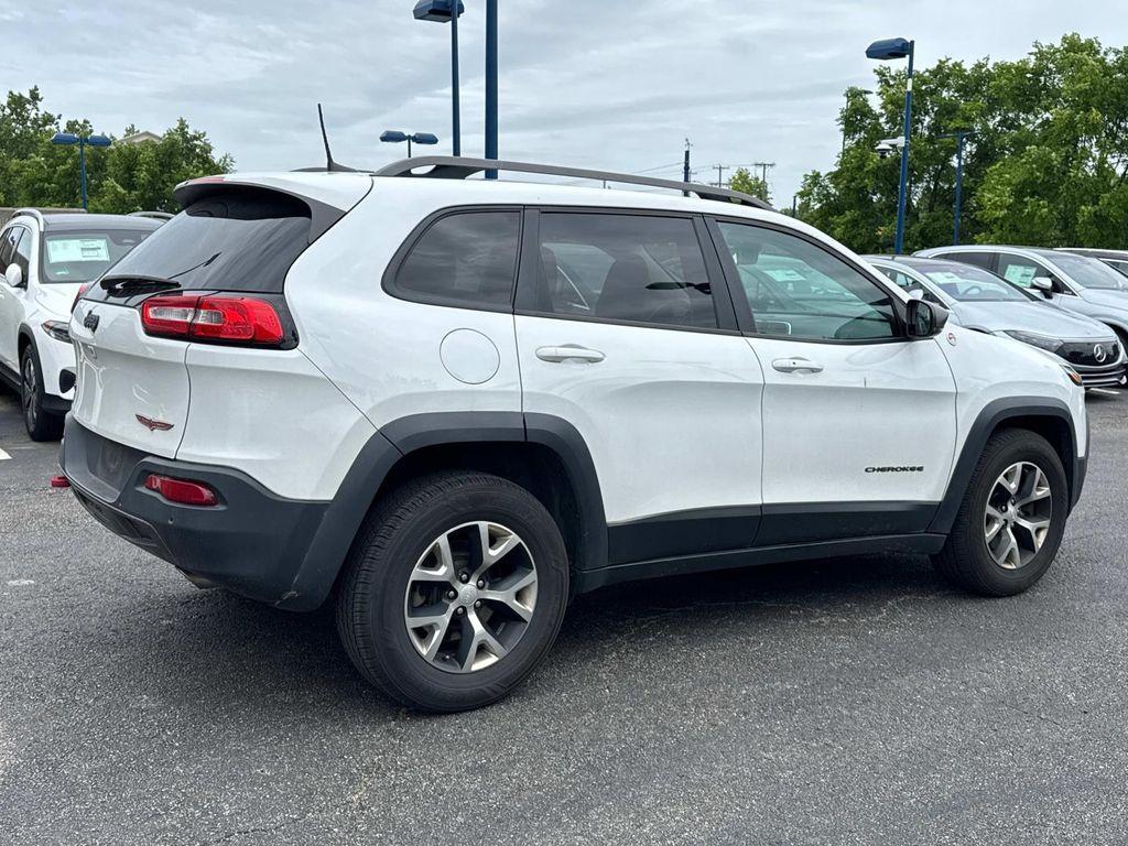 used 2018 Jeep Cherokee car, priced at $17,592
