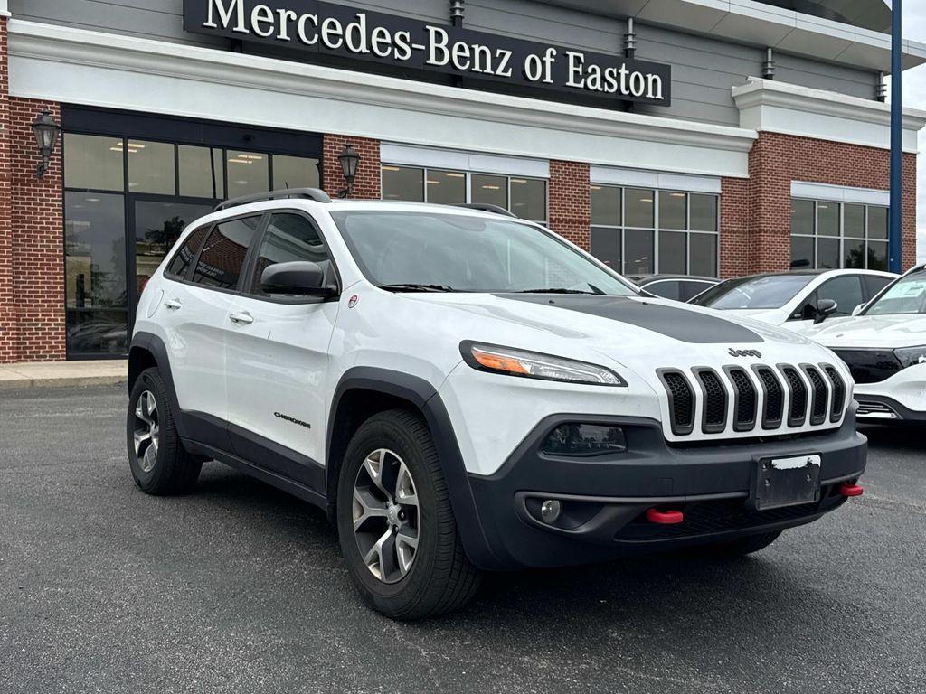 used 2018 Jeep Cherokee car, priced at $17,592