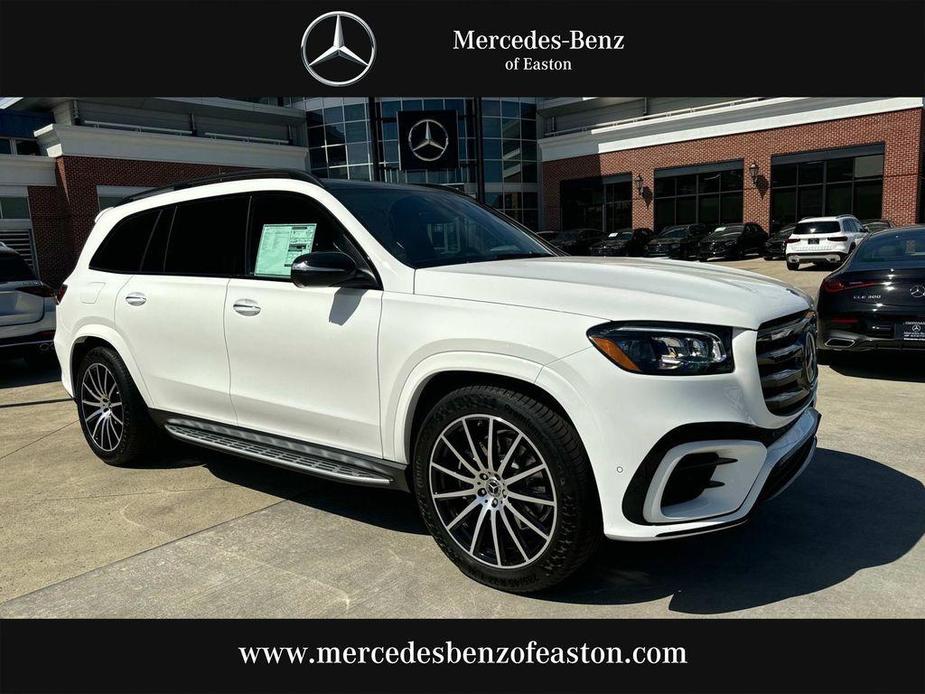 new 2025 Mercedes-Benz GLS 580 car