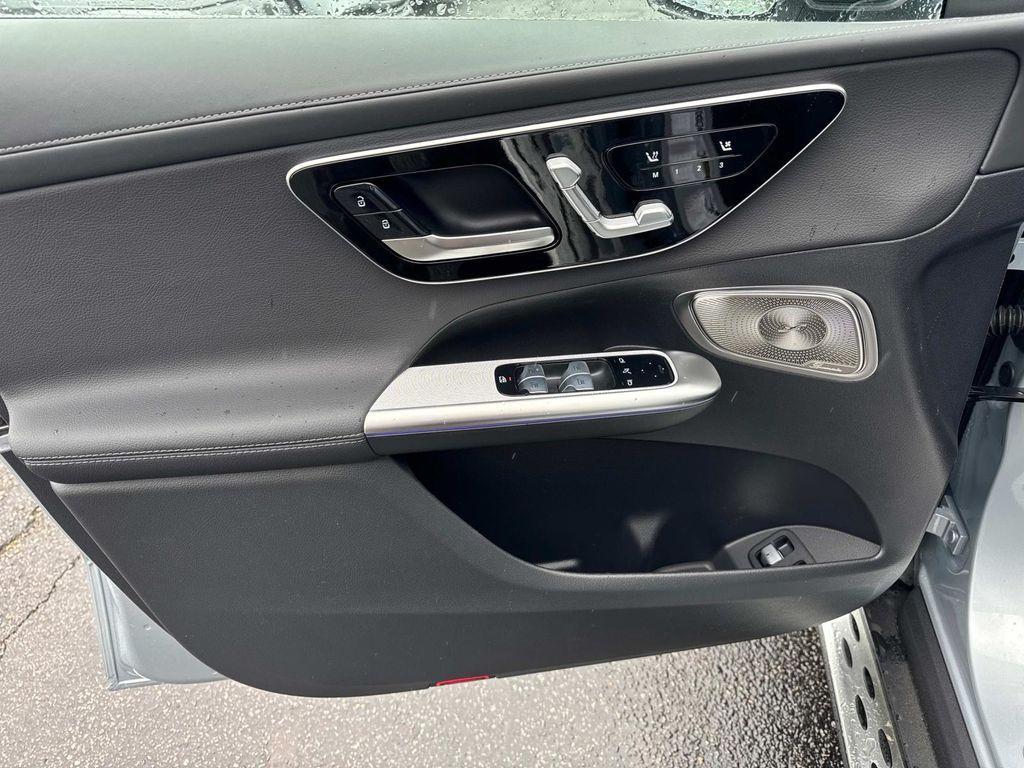 new 2025 Mercedes-Benz GLC 350e car, priced at $74,115