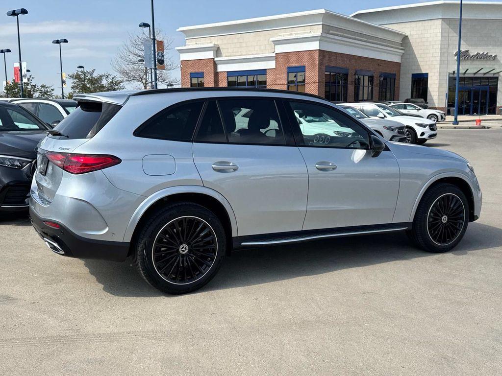 new 2025 Mercedes-Benz GLC 300 car, priced at $68,430