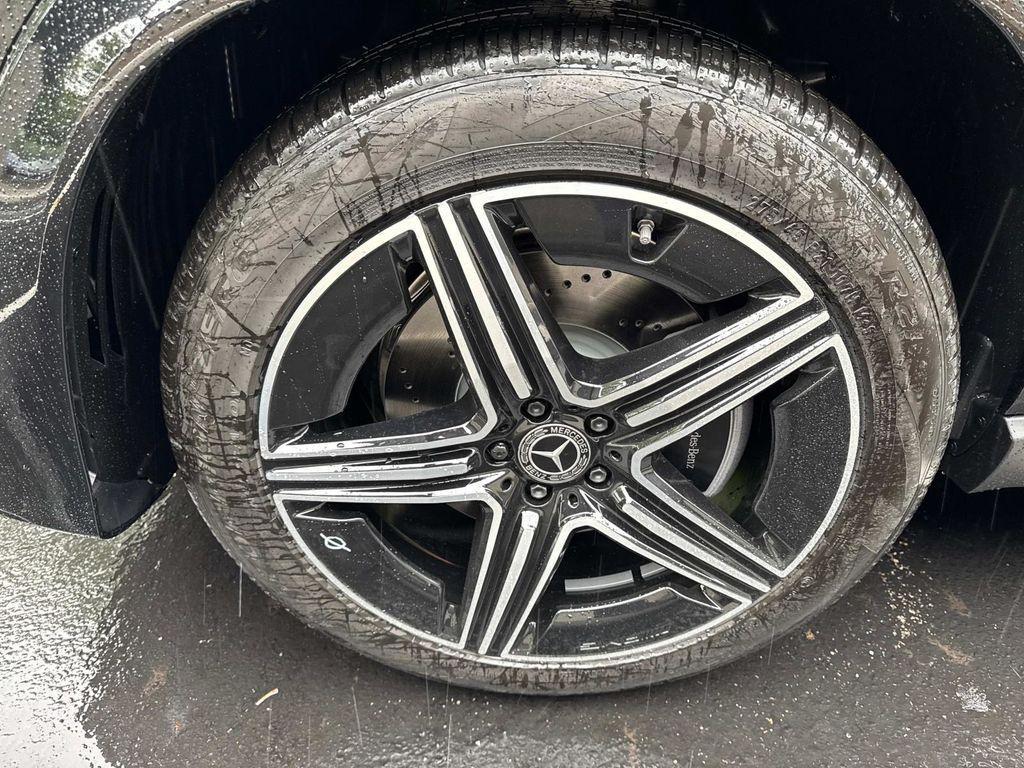 new 2025 Mercedes-Benz GLE 450 car, priced at $94,660