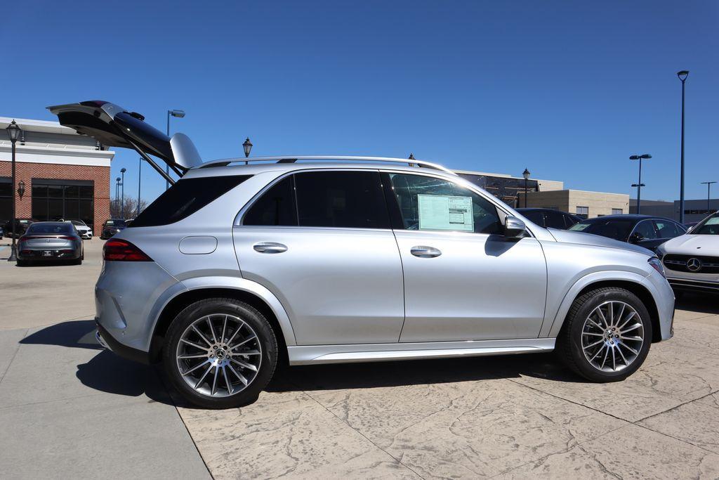 new 2024 Mercedes-Benz GLE 450 car, priced at $87,415