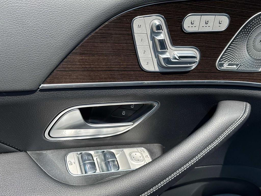 new 2025 Mercedes-Benz GLS 450 car, priced at $103,090