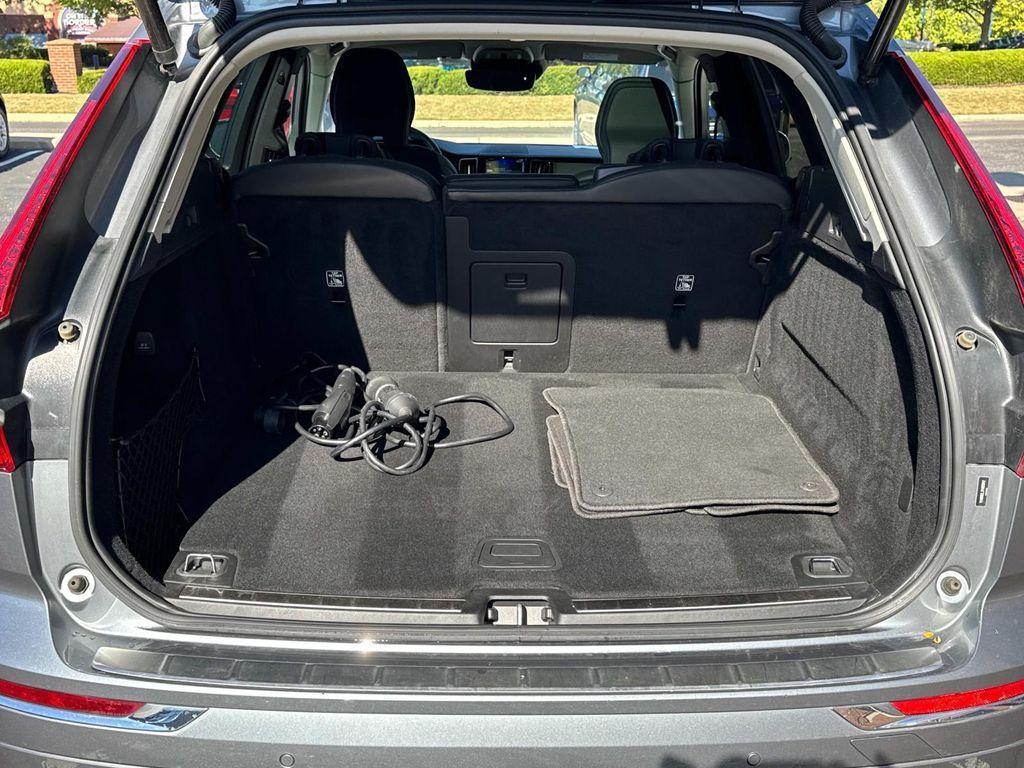 used 2021 Volvo XC60 Recharge Plug-In Hybrid car, priced at $32,121