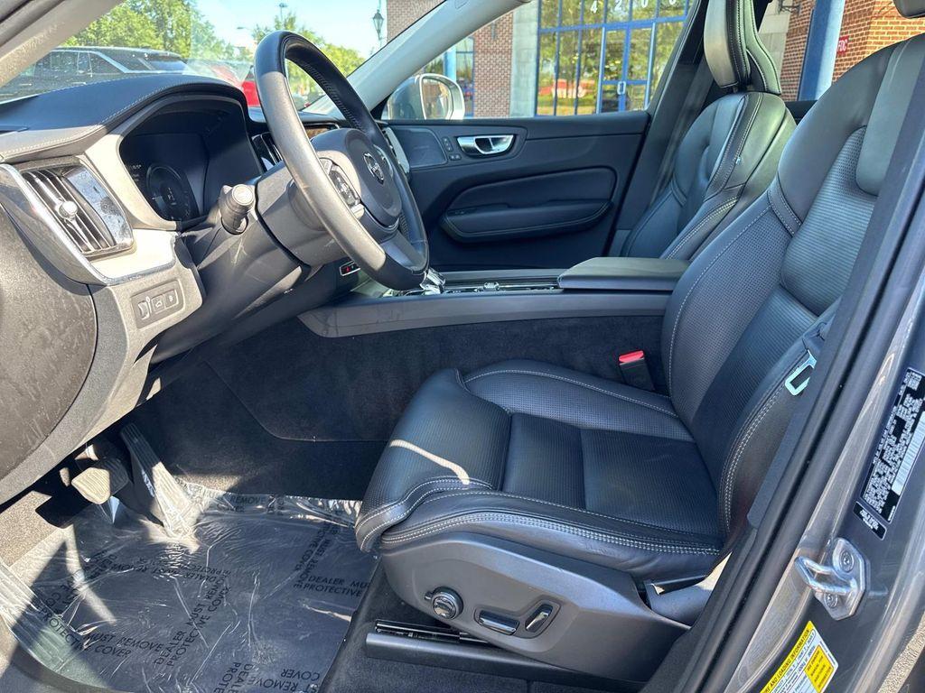 used 2021 Volvo XC60 Recharge Plug-In Hybrid car, priced at $32,121