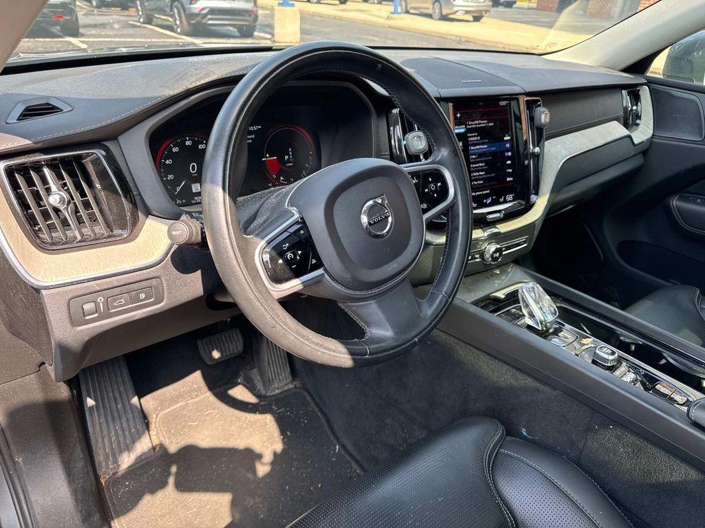 used 2021 Volvo XC60 Recharge Plug-In Hybrid car, priced at $35,396