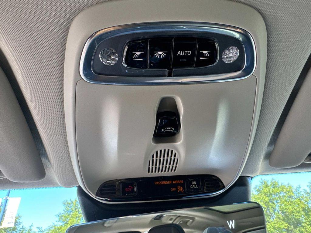 used 2021 Volvo XC60 Recharge Plug-In Hybrid car, priced at $32,121
