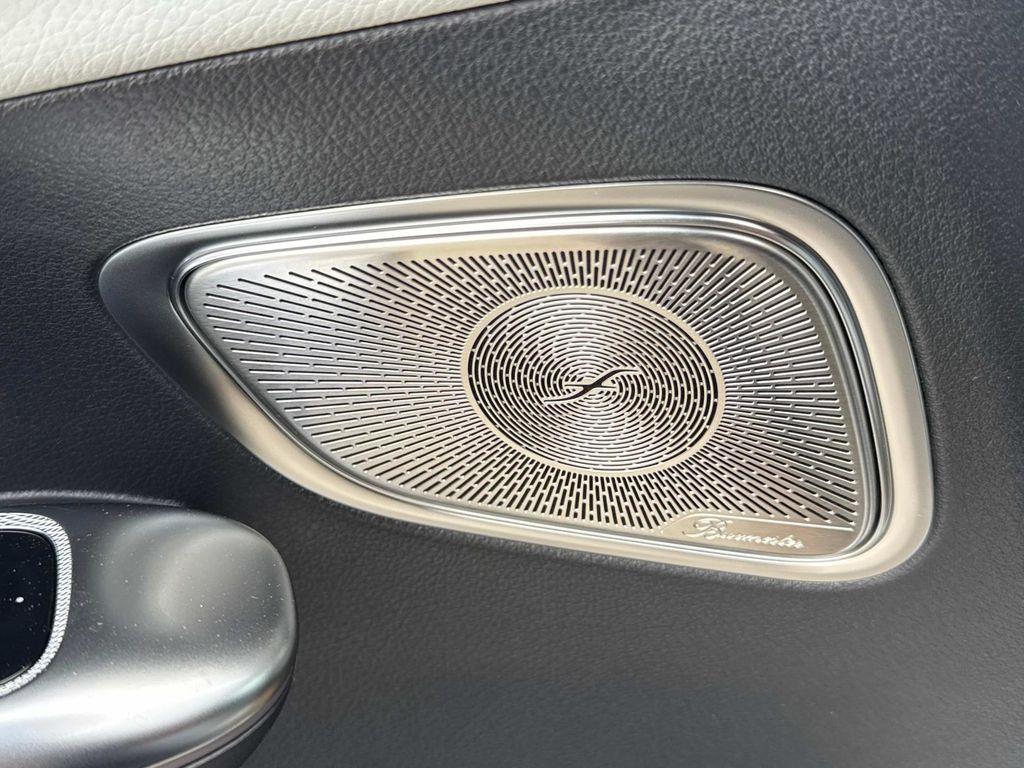 new 2025 Mercedes-Benz GLC 300 car, priced at $71,365