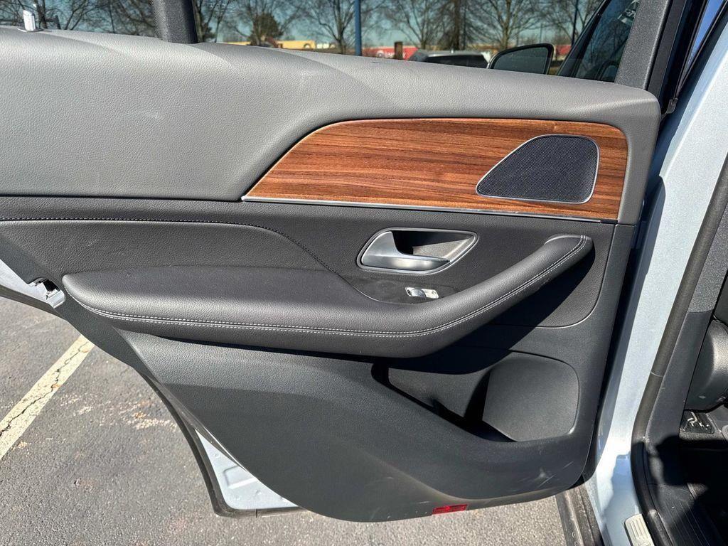 used 2025 Mercedes-Benz GLE 350 car, priced at $58,543