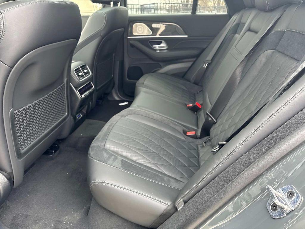 new 2025 Mercedes-Benz AMG GLE 63 car, priced at $151,650
