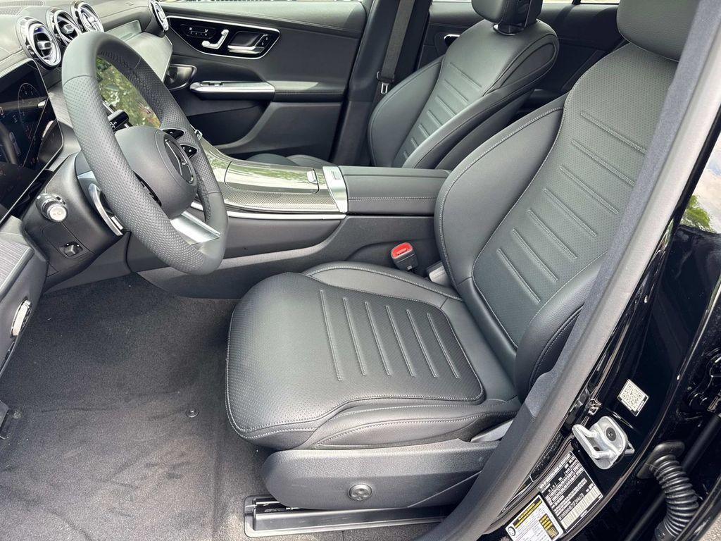 new 2025 Mercedes-Benz GLC 300 car, priced at $61,095