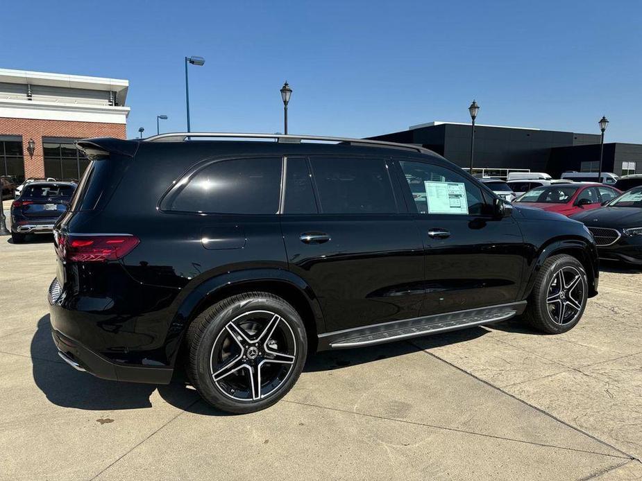 new 2025 Mercedes-Benz GLS 450 car