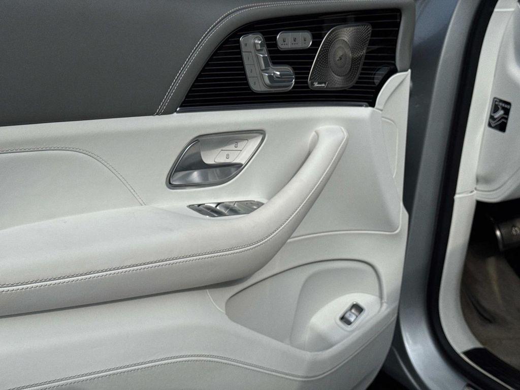 used 2021 Mercedes-Benz Maybach GLS 600 car, priced at $129,557