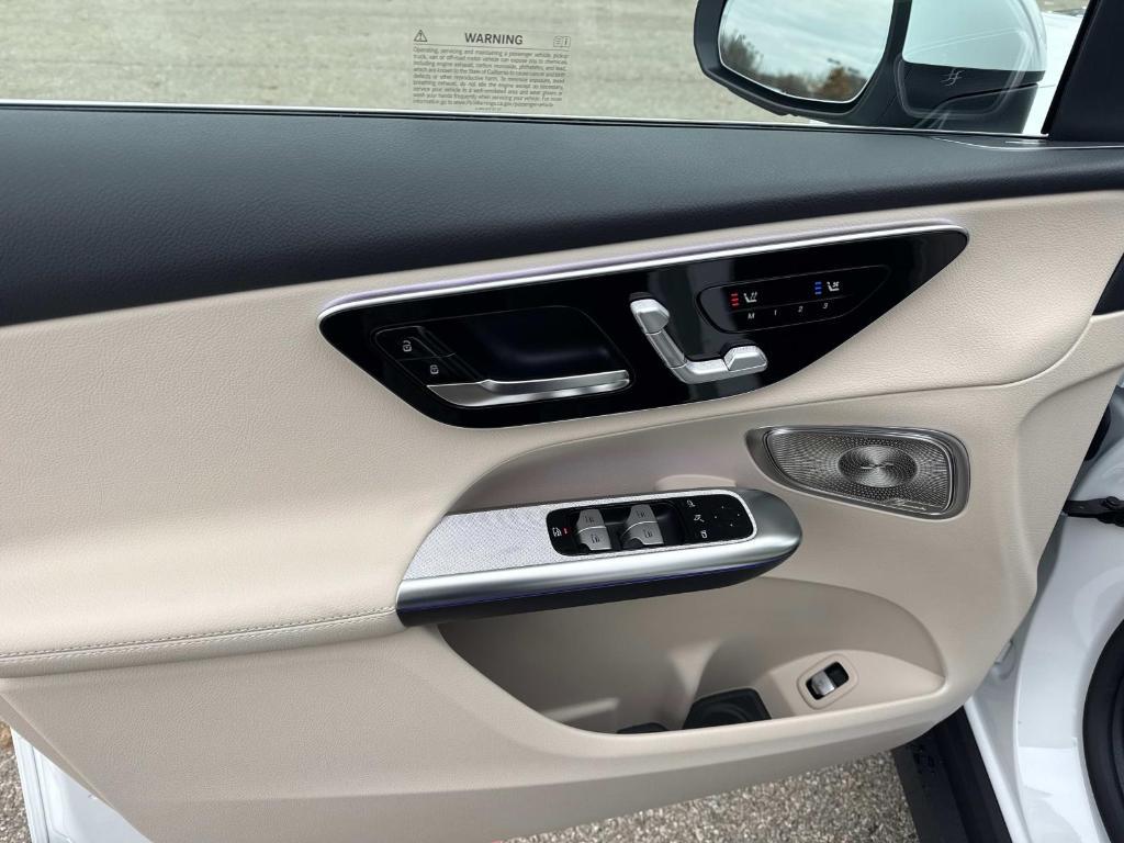 new 2026 Mercedes-Benz GLC 300 car, priced at $64,440