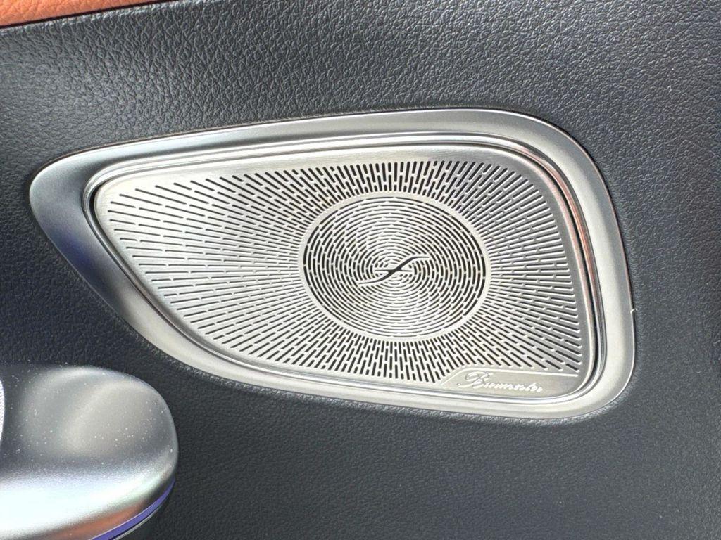 new 2025 Mercedes-Benz GLC 300 car, priced at $59,285