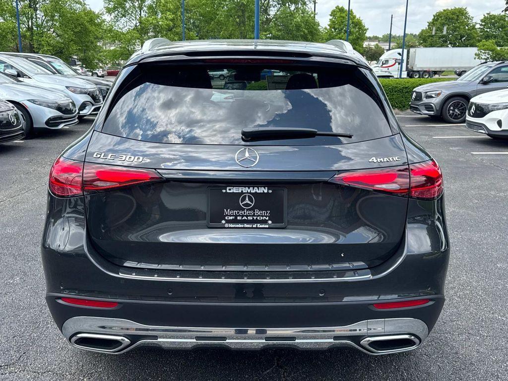 new 2025 Mercedes-Benz GLC 300 car, priced at $59,285