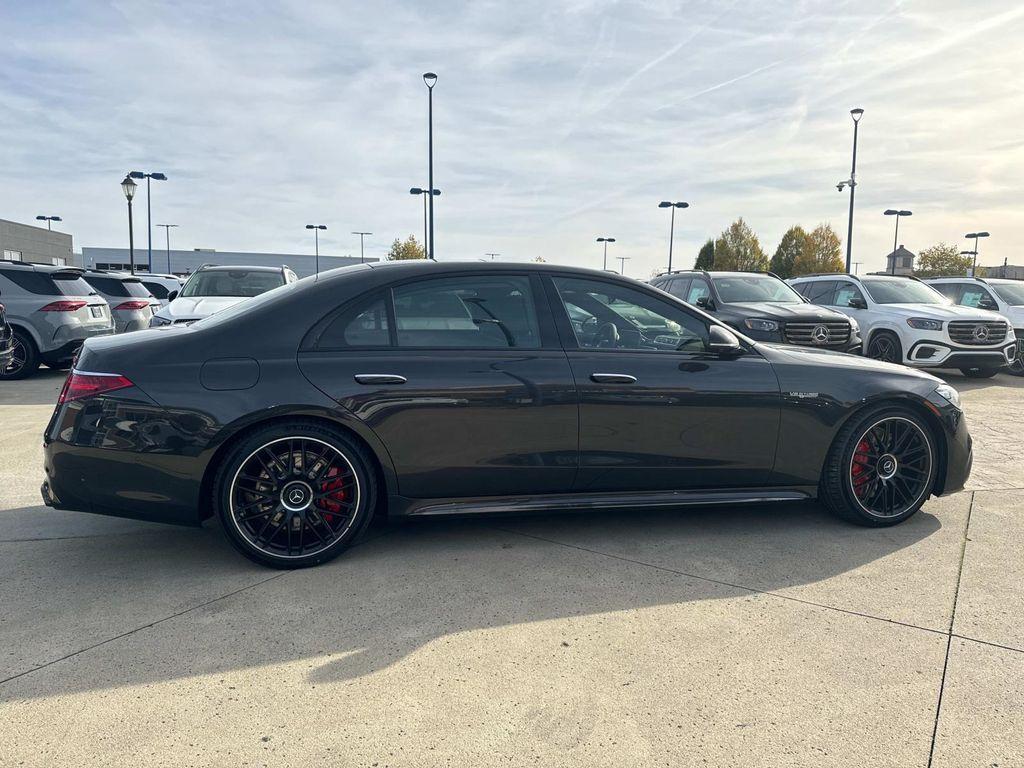 new 2025 Mercedes-Benz AMG S 63 E car, priced at $195,040