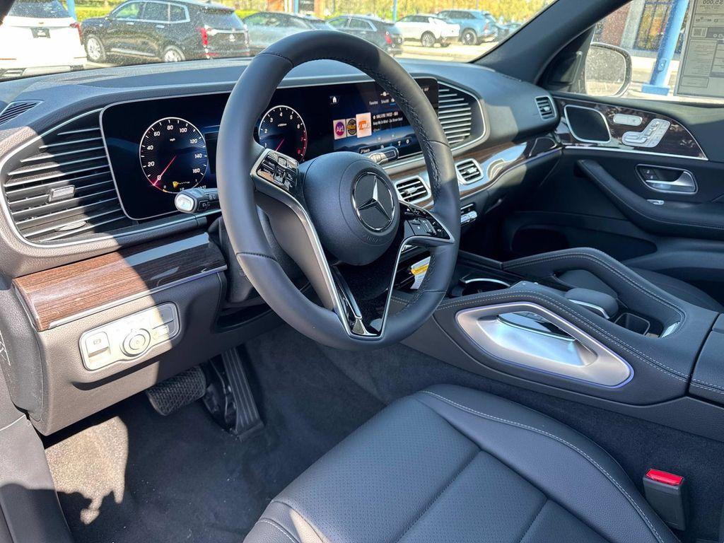 new 2025 Mercedes-Benz GLE 350 car, priced at $66,205