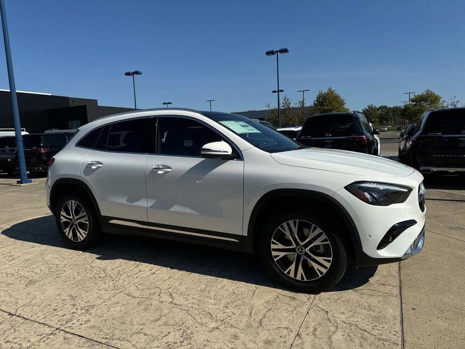 new 2025 Mercedes-Benz GLA 250 car