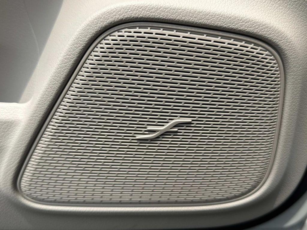 used 2025 Mercedes-Benz GLB 250 car, priced at $45,876