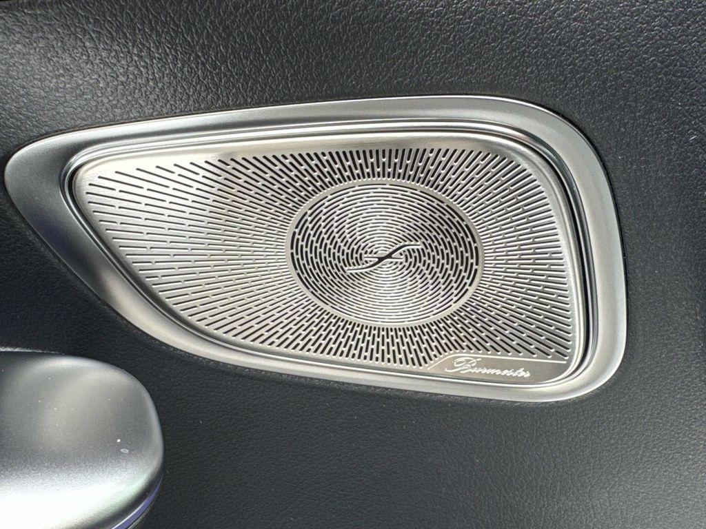 new 2025 Mercedes-Benz GLC 300 car, priced at $70,785