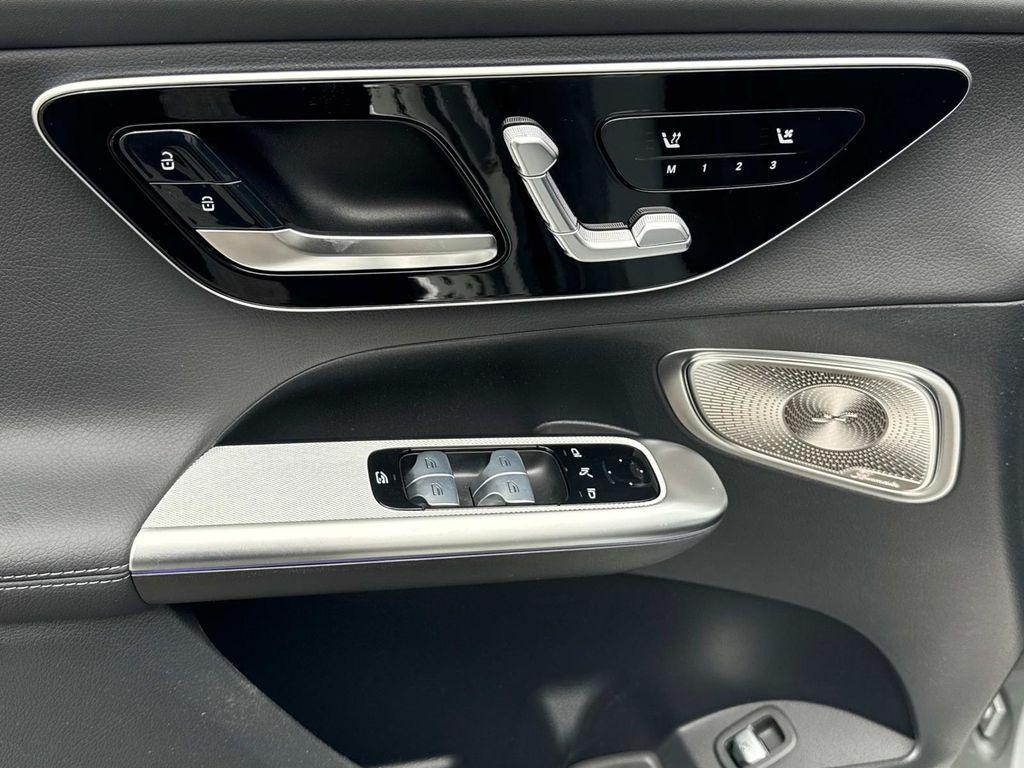 new 2025 Mercedes-Benz GLC 300 car, priced at $70,785