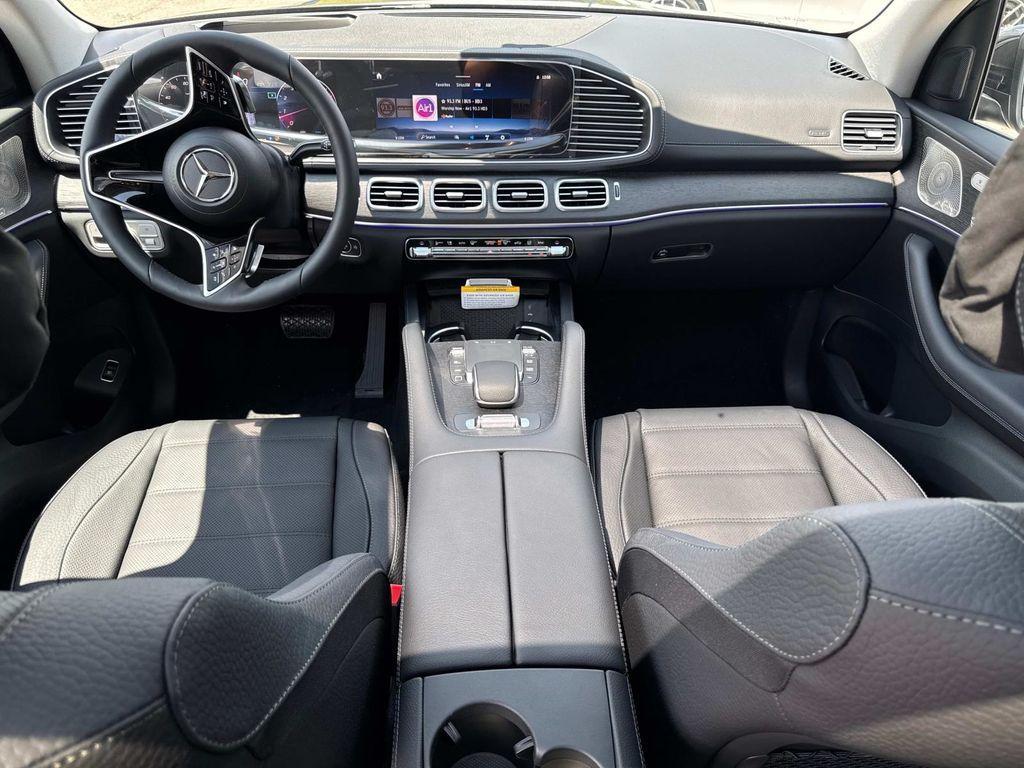 new 2025 Mercedes-Benz GLS 450 car, priced at $100,980