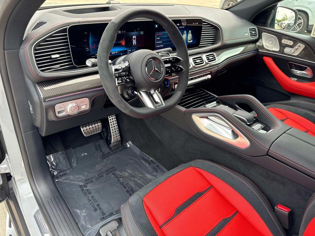 new 2025 Mercedes-Benz AMG GLE 53 car, priced at $111,300