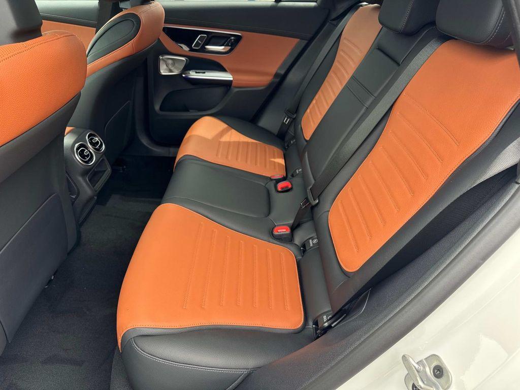 new 2025 Mercedes-Benz GLC 300 car